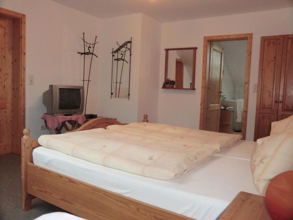 Zum Horizont Hotel Deggendorf Szoba fotó
